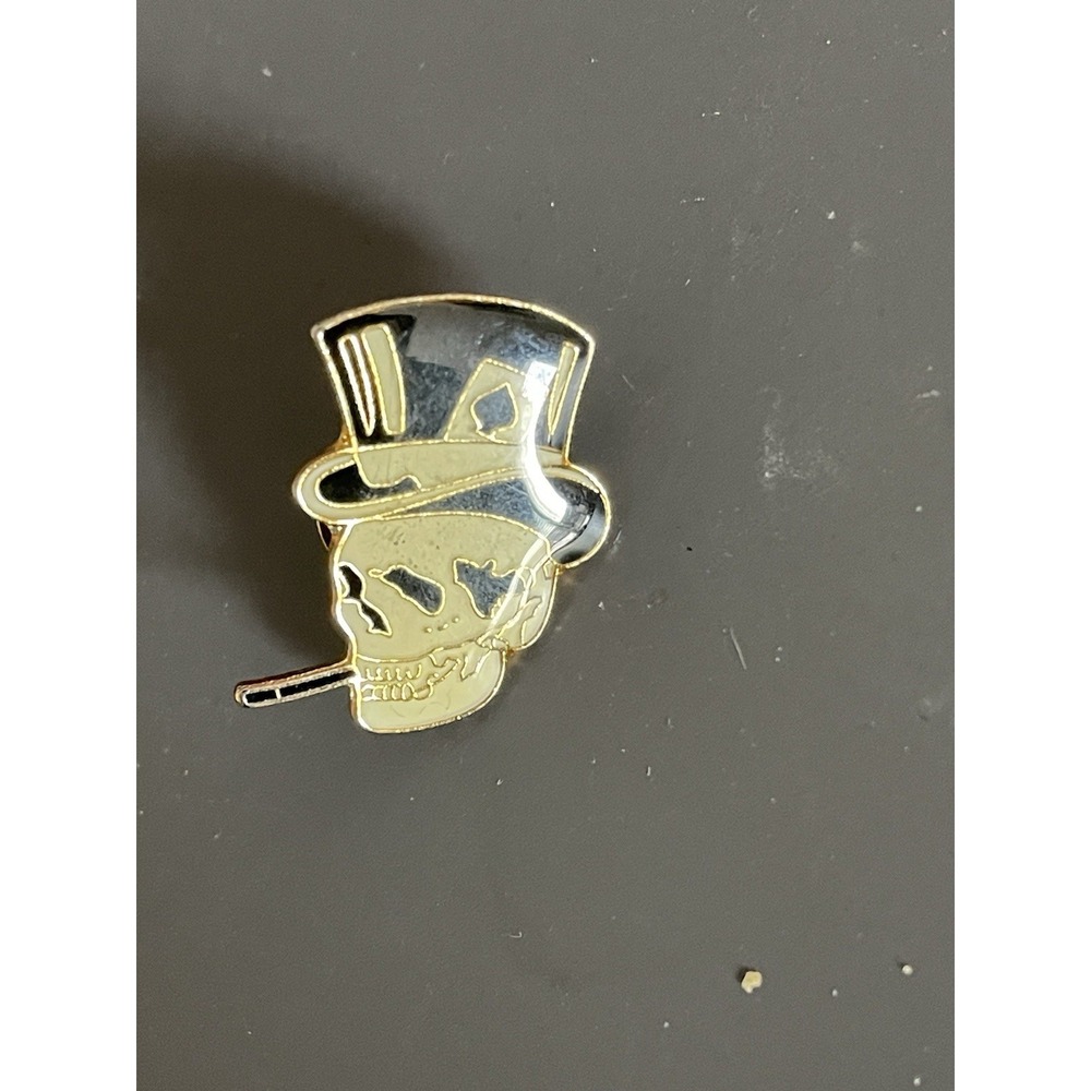 Vintage 80s Biker Skull Ace Of Spades Pin
